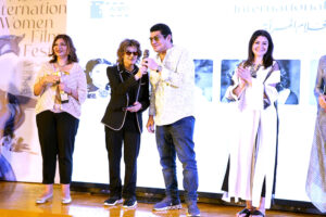 لجان تحكيم (مهرجان أسوان لأفلام المرأة) تمنح الفيلم السعودي (هجرة) جائزة أفضل فيلم