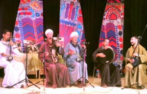 كمال زغلول يكتب: البنية الثقافية والإبداع الشعبي (16).. دور (الجمهور) في السيرة الهلالية