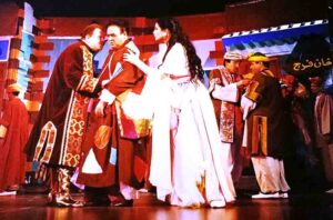 (يحيى الفخراني).. الأسطورة الذي صنع من حياته ملحمة فنية مشغولة بالإبداع