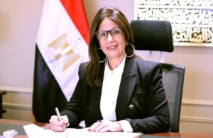 جيهان زكي تتبادل الرؤي مع (مدحت العدل) بشأن تكريم الفنان الراحل (هاني شاكر)