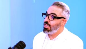 (بلال كساسير): الصور الشخصية المنشورة على الإنترنت لم تعد بريئة