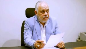 وائل شفيق يكتب: (أشرف زكي) جداً