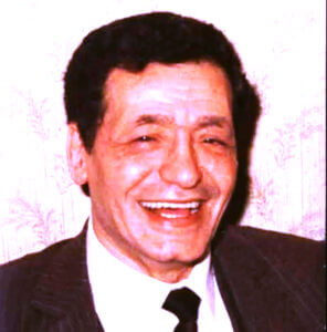 تعرف على أغنية (شيئ غريب) التى كتبت ولحنت لـ (أم كلثوم)، وتغنت بها (سعاد محمد)