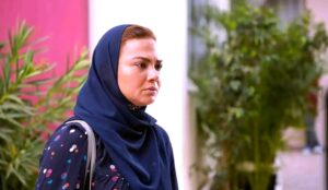 (تحت السن).. دراما ما تخفيه الأسرة خلف الأقنعة
