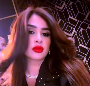 زينب علي البحراني تكتب: لماذا استحوَذَت (ياسمين عبد العزيز) على اهتمام الجمهور؟