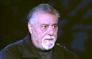 لفتة وفاء.. وزير الثقافة الأردني يزور رائد الدراما (محمد العبادي) بعد نجاح عمليته الجراحية