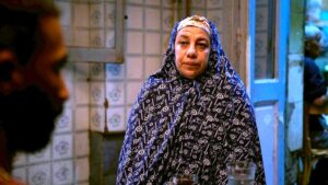 (تحت السن).. دراما ما تخفيه الأسرة خلف الأقنعة