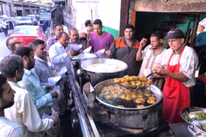 محمود عطية يكتب: (المشخصاتية) يستفزون الشعب!