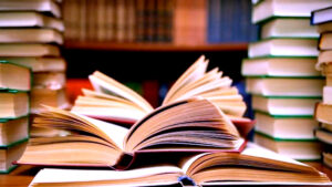 أحمد صبحي يكتب: (الحلم) الذى بدأ من شاشة صغيرة (8).. طباعة (الكتاب)