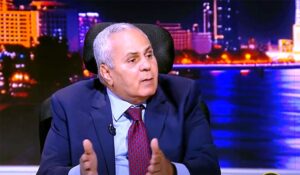 (مصطفى النجار) يحرك المياه الراكدة.. لماذا اكتفينا بمشاهدة السقوط البطيء!