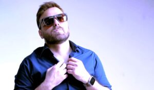 (أحمد جرادات).. من فنان بلا ظهر إلى مشروع نجم عربي في (قمر نيسان)!