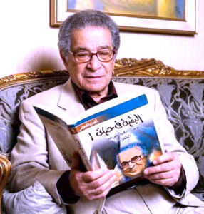 (أنيس منصور).. تحولات الخطاب وإعادة إنتاج الرموز