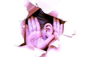 محمود عطية يكتب: (حرية الفكر) لهم.. وصمت لنا!