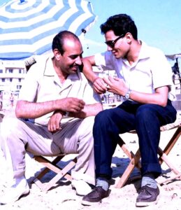 لعنة (عبد الحليم حافظ) هل تبتعد عن مسرحية (حليم.. زمن الرومانسية) لمدحت العدل؟!