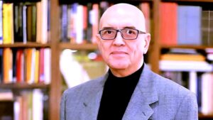 محمد سلماوي يفتح كتاب (يوم المسرح المصري).. حين تصبح الخشبة (ضمير الأمة)!